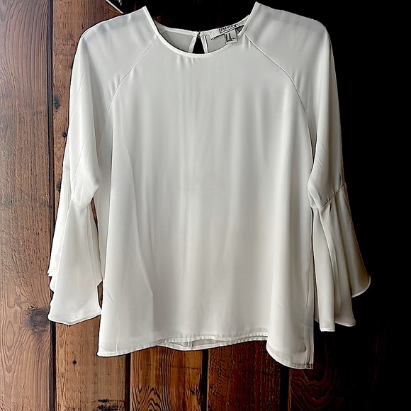 Forever 21 Contemporary Blouse, size M - Picture 4 of 10